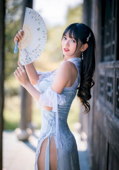 亚洲av美女很黄的一区_DVD全集免费观看