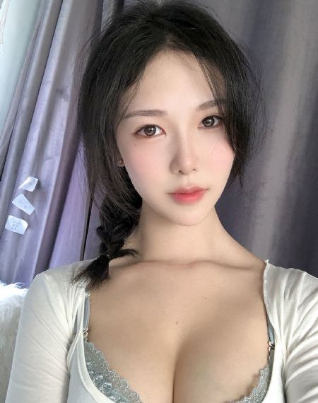 《乳色吐息》免费观看_免费完整版高清