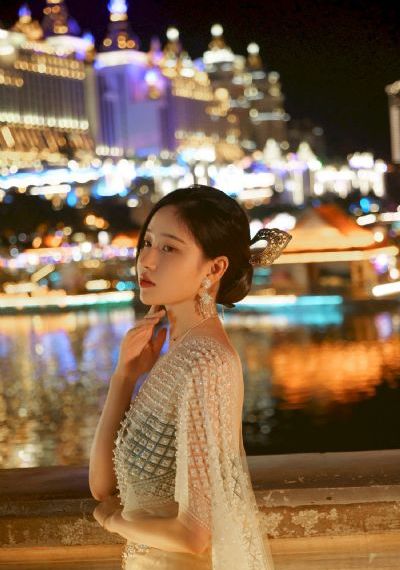 国自产拍在线天天_BD英语超清在线观看