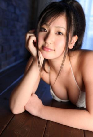 小嫩嫩12欧美_高清迅雷下载